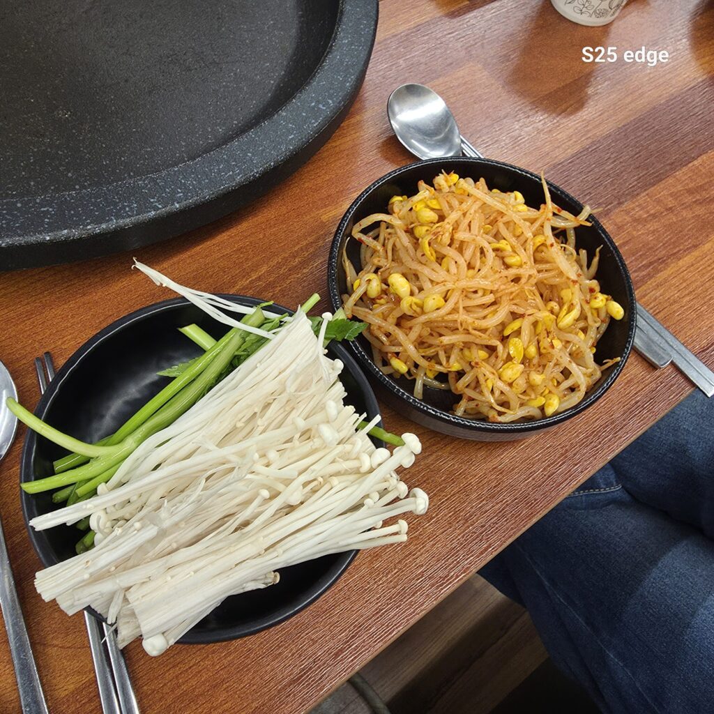 원내동 맛집 돼통령 반찬2
