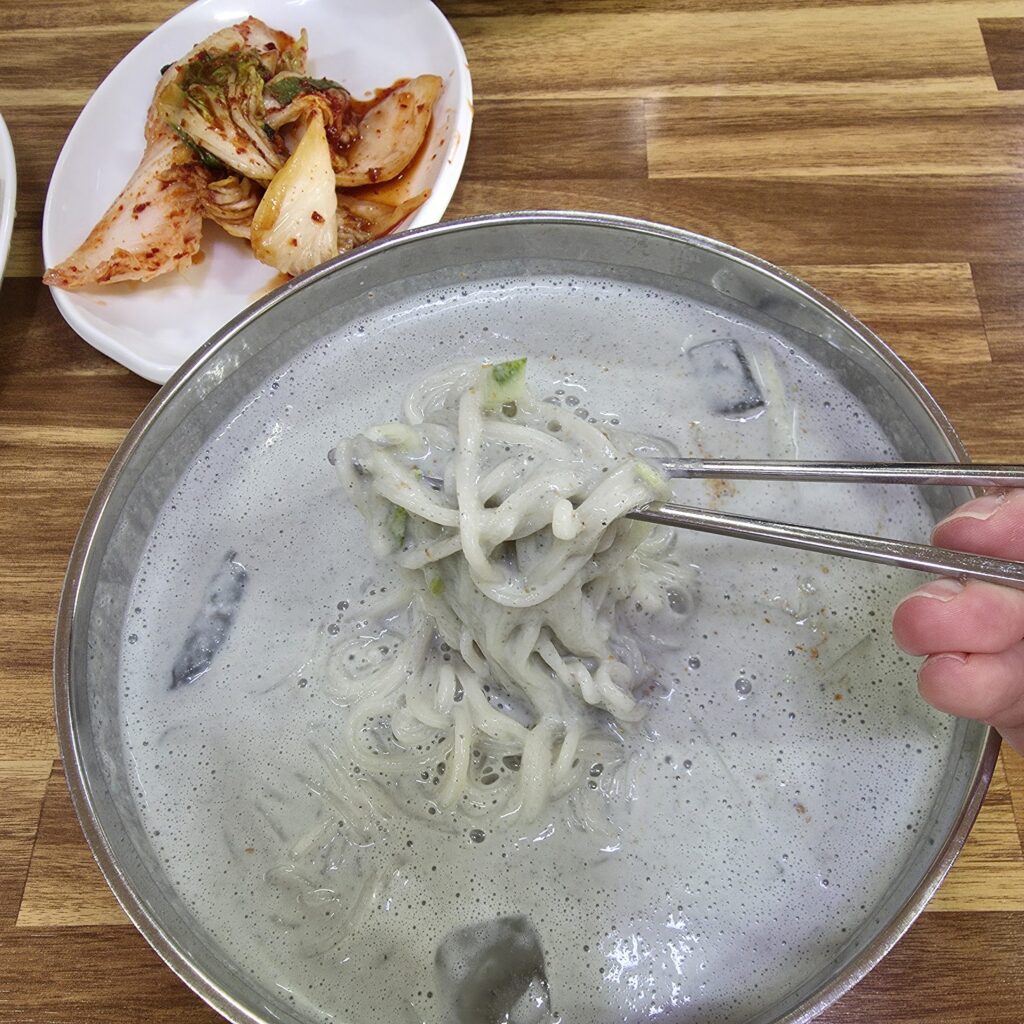 원내동 대복식당 콩국수