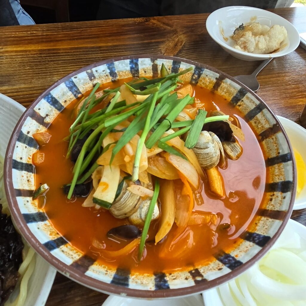 관저동 라향 직화해물짬뽕