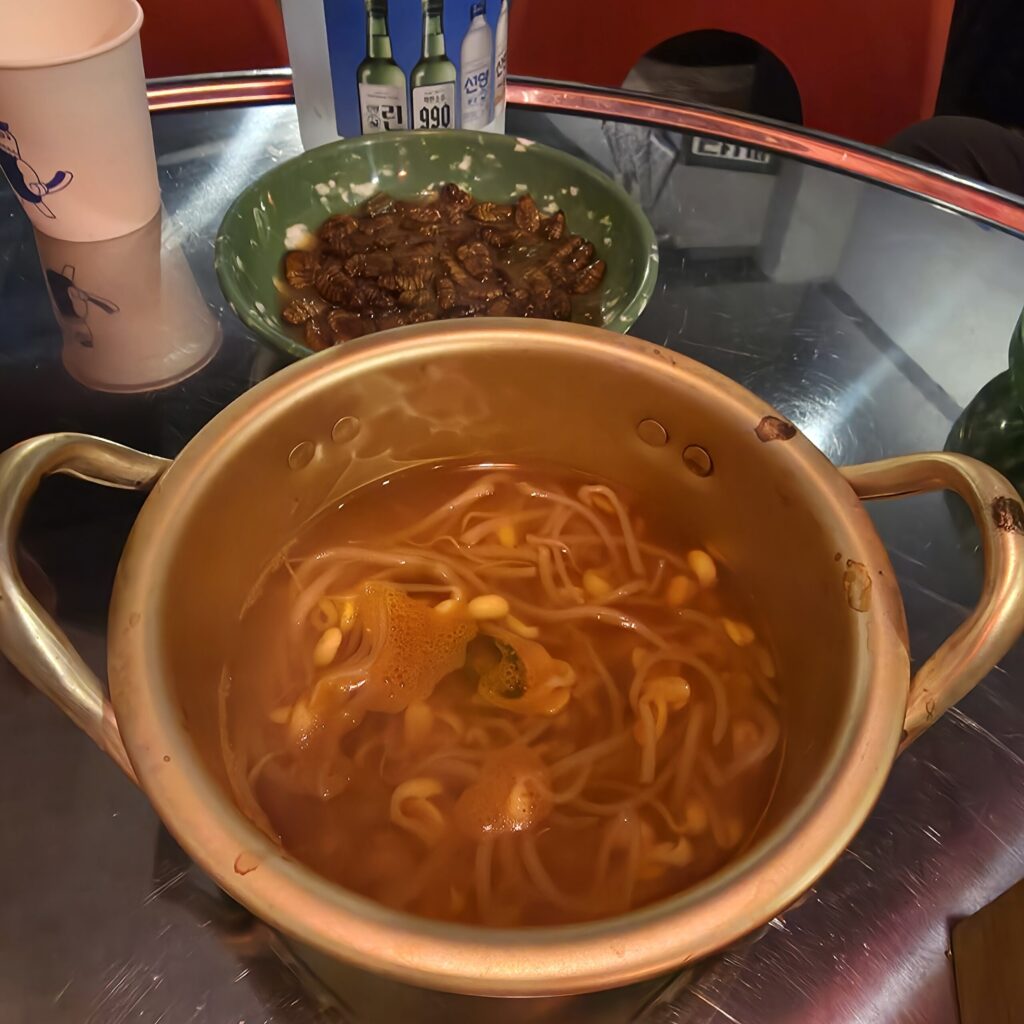 원내동 술집 동네마실 기본안주 콩나물국